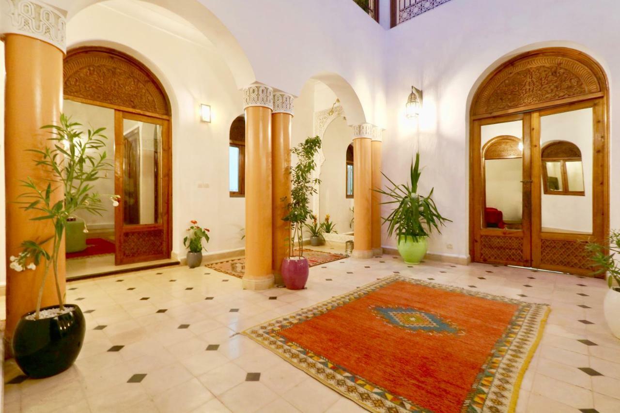 رياد دار باميلا